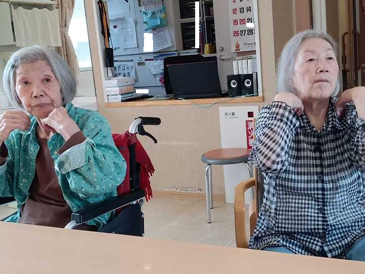 ゆうちゃんさん専用常総学院フリース大会専用 グループホーム世田谷】池尻3F 午前の体操｜福祉・介護・支援 社会福祉