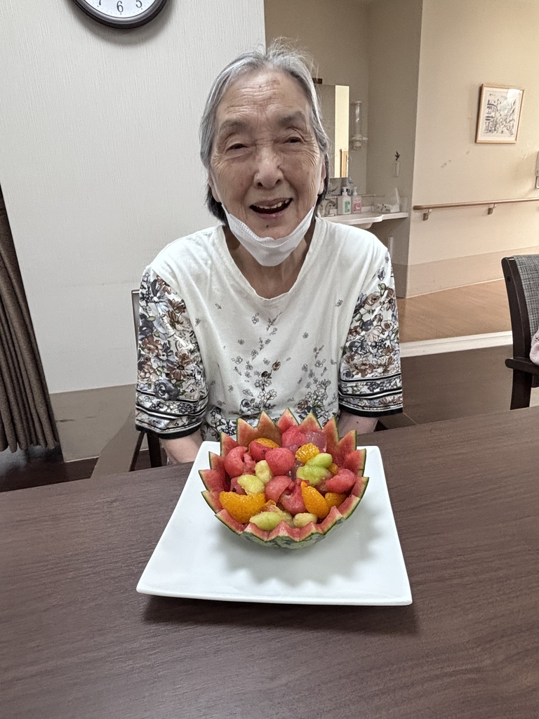 フルーツポンチを楽しみました！｜福祉・介護・支援 社会福祉法人 奉優