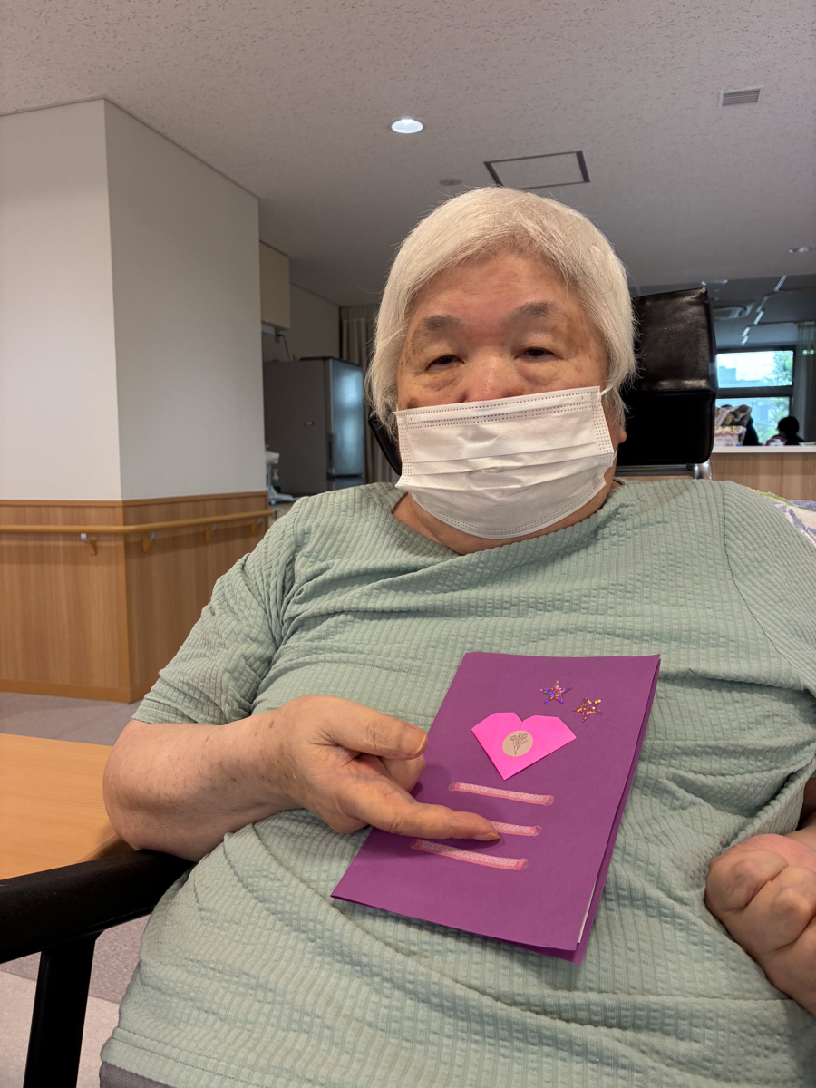 枝川デイ】今月のお誕生祝い（江｜福祉・介護・支援 社会福祉法人 奉優