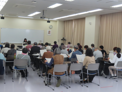 今年度もステキな歌声を響かせて下さい♪